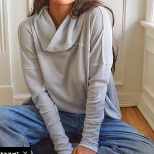 Free People Cozy Time Funnel Top bleached blue SM